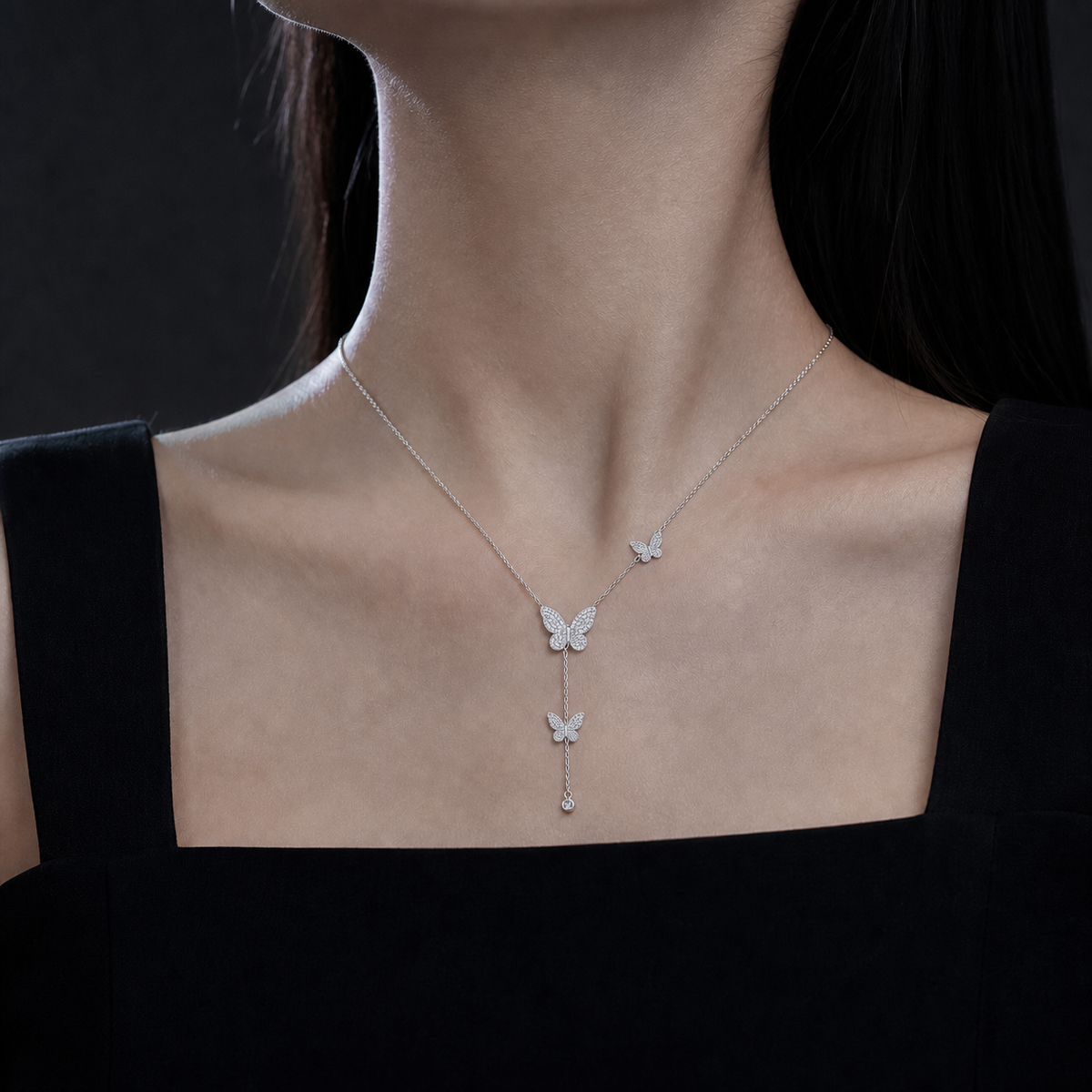 Fluttering Glow Necklace